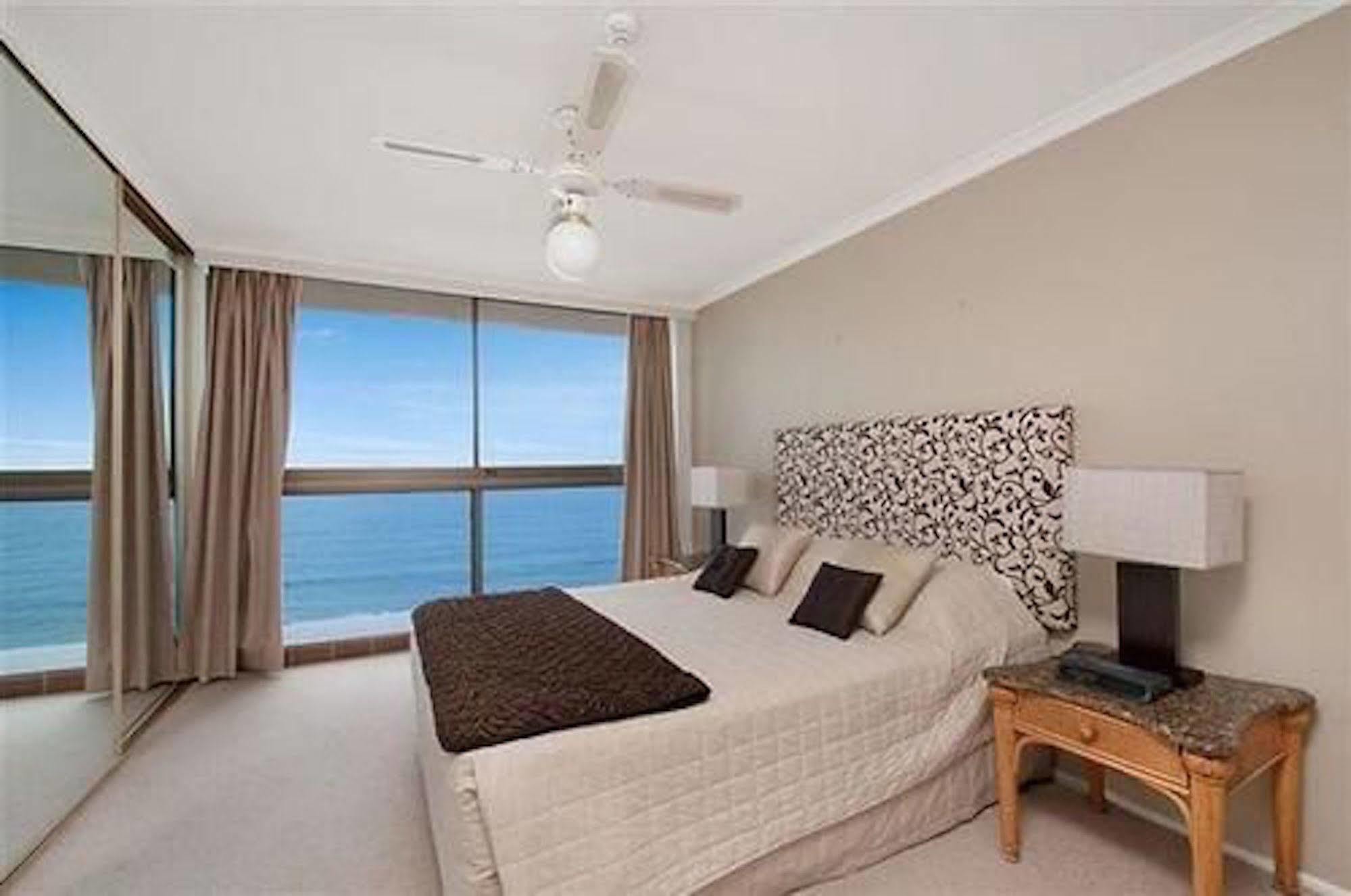 Boulevard Towers Gold Coast Buitenkant foto